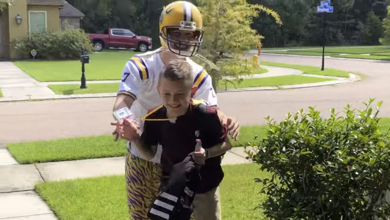 So Sweet, Kostum Berbeda Setiap Hari, Demi Senyum Sang Adik